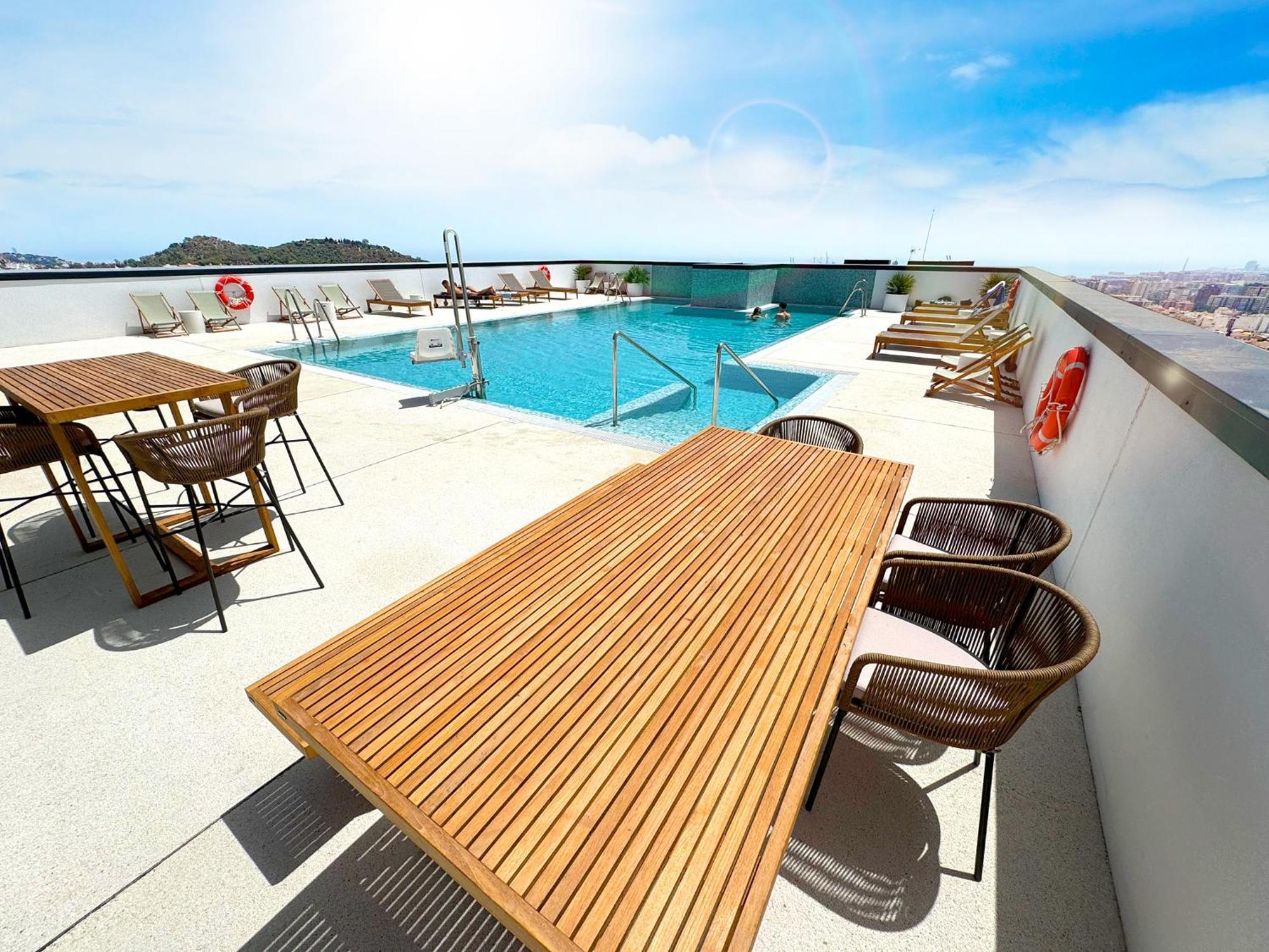 Apartamento Modern 2 Bed 23 Floor Urban Sky Málaga